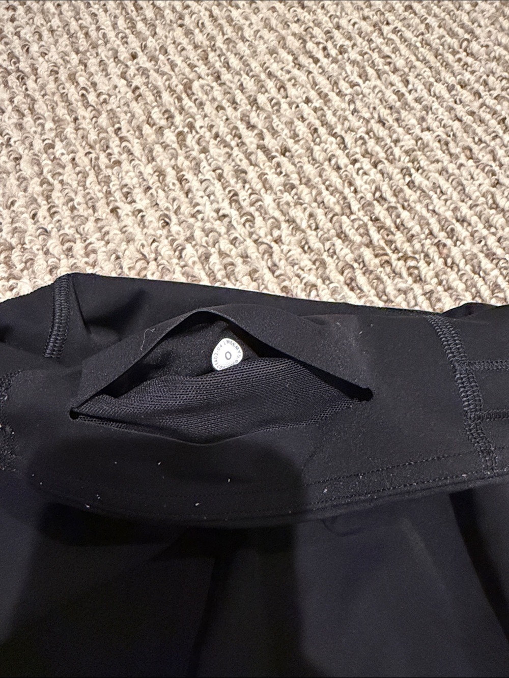 Lululemon Pants Womens 0 Black Base Pace High-Rise HR Reflective Tight 25" - Picture 6 of 12